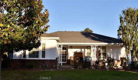 4532 Pepperwood Long Beach CA 90808