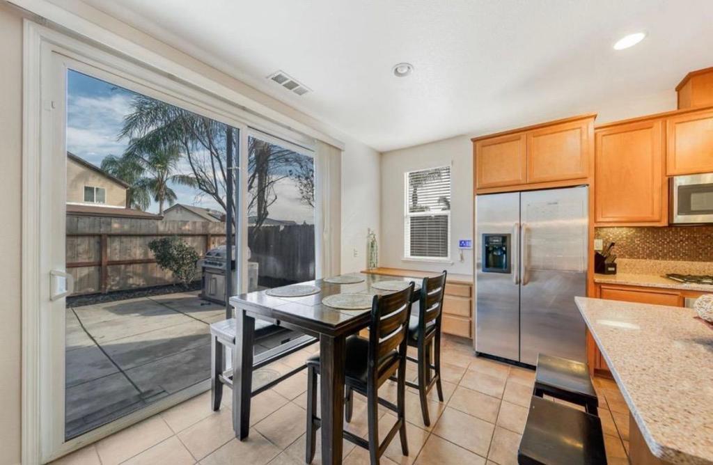 1648 Bermuda Lane