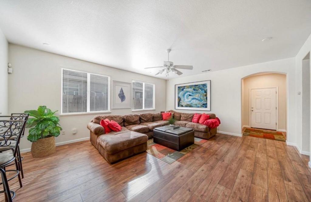 1648 Bermuda Lane