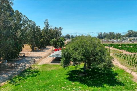 Tiny photo for 424 Bermuda Place, Nipomo, CA 93444 (MLS # PI25188237)