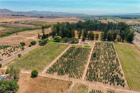Tiny photo for 424 Bermuda Place, Nipomo, CA 93444 (MLS # PI25188237)