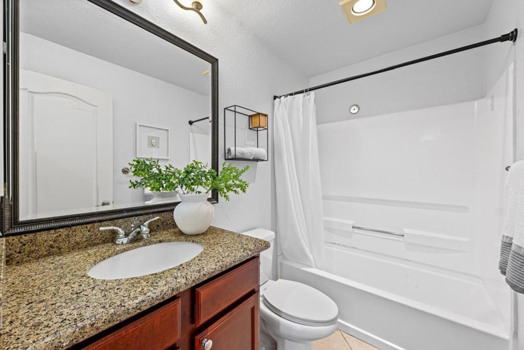 646 Teatree Court