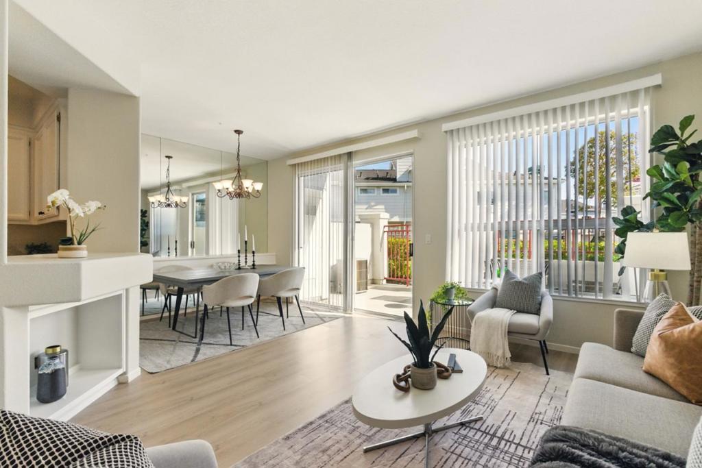 583 Shoal Circle