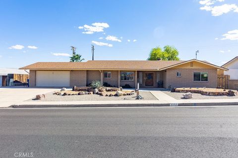 Photo of 2113 Lillyhill Dr, Needles, CA 92363 (MLS # JT26072436)