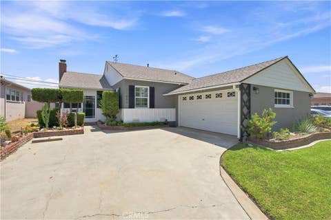 Photo of 11804 Wilkie AVE, Hawthorne, CA 90250 (MLS # SB26169184)