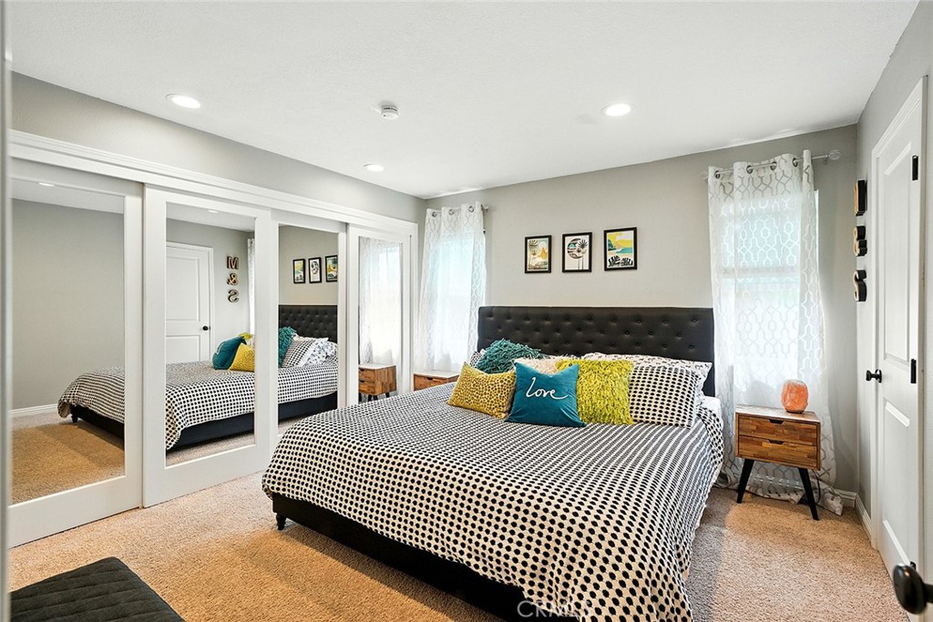 Bolsa Landmark (BLAN) - Residential Lease