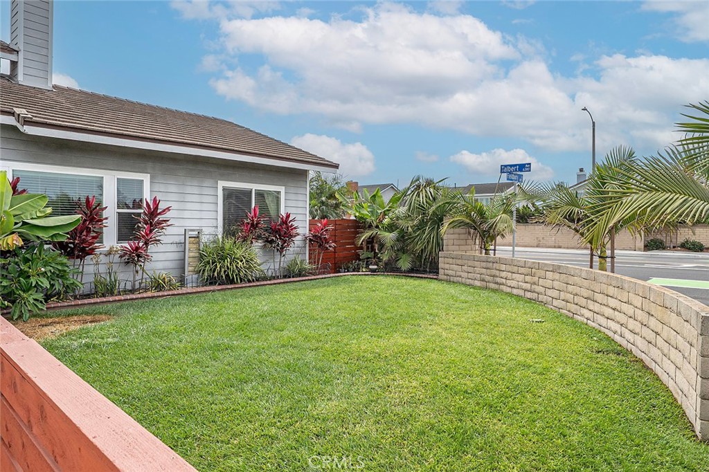 Bolsa Landmark (BLAN) - Residential Lease