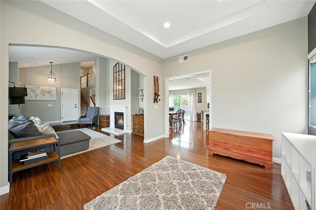 Bolsa Landmark (BLAN) - Residential Lease