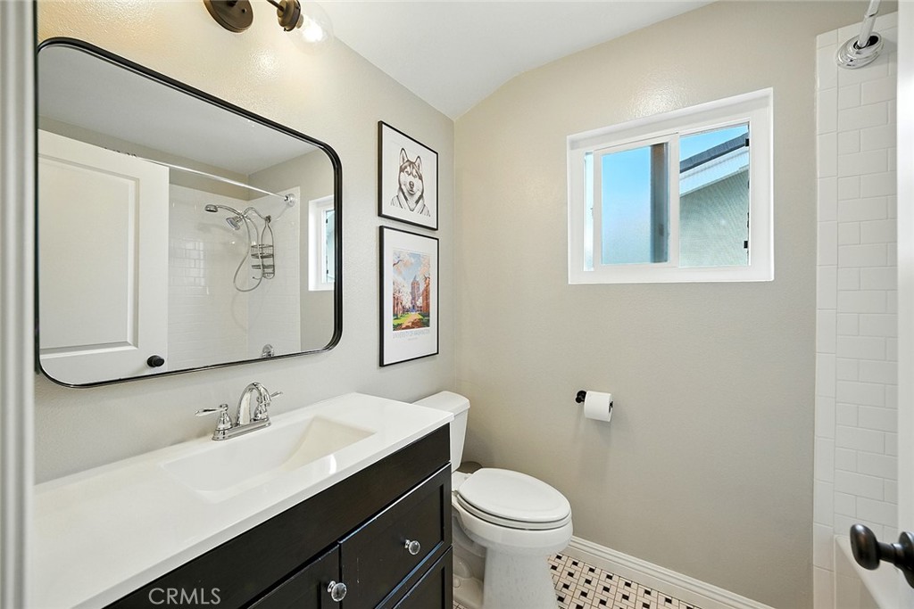 Bolsa Landmark (BLAN) - Residential Lease