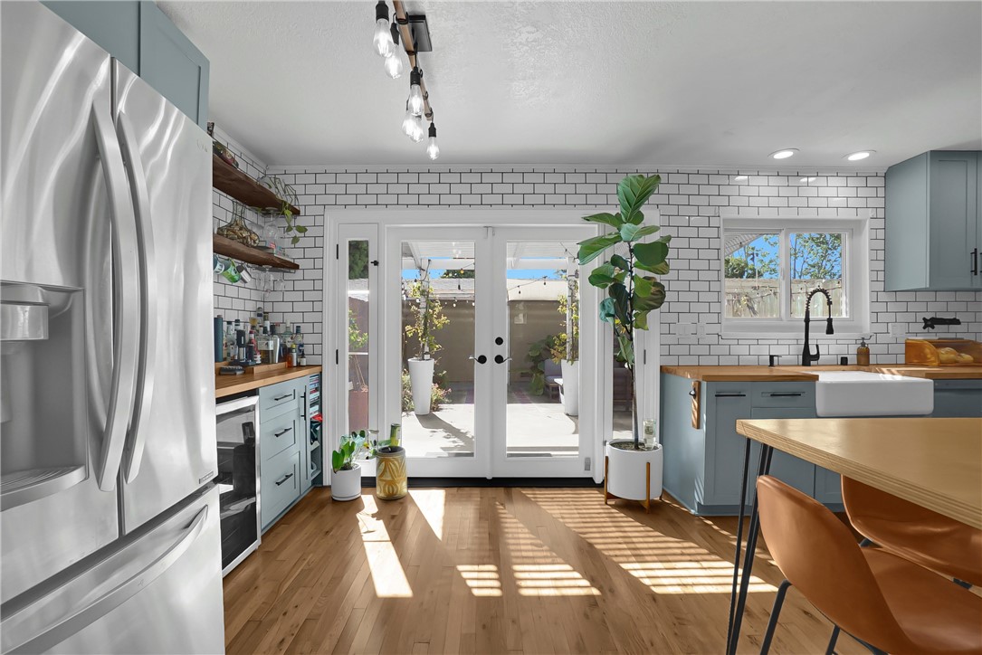 1422 Deauville Place