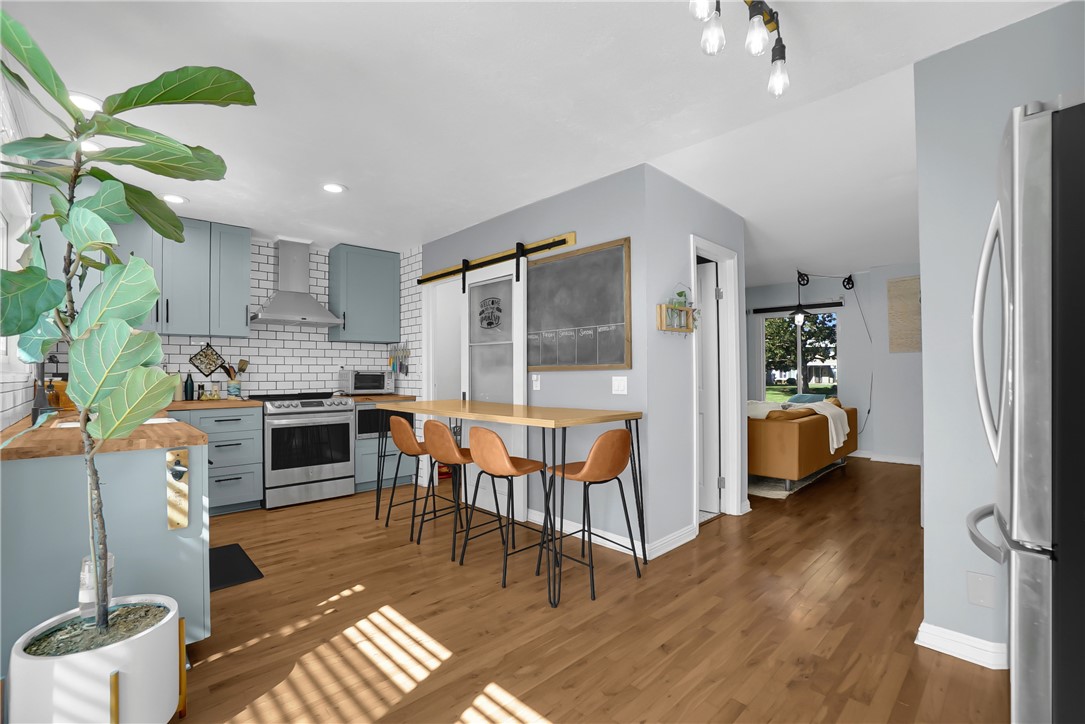 1422 Deauville Place