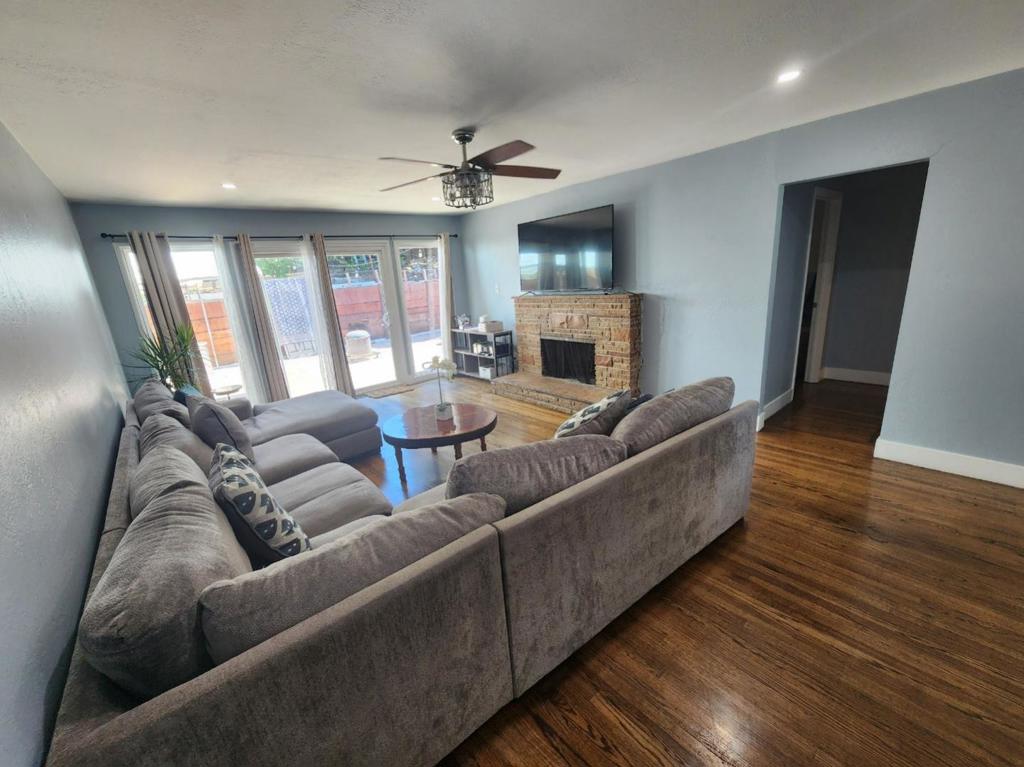 568 Admiral Callaghan Lane