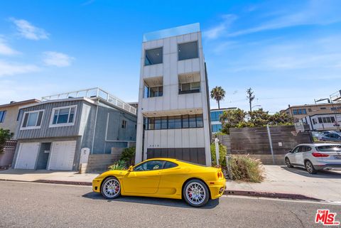 Photo of 3410 Hermosa Avenue, Hermosa Beach, CA 90254 (MLS # 25608047)