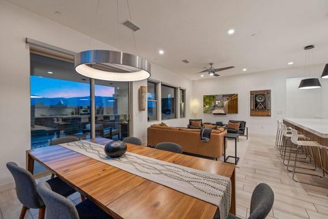 Photo of 1401 Retreat Circle, Palm Desert, CA 92260 (MLS # 219143954DA)