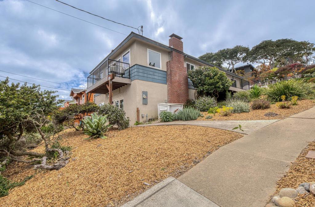 1321 Hoffman Avenue
