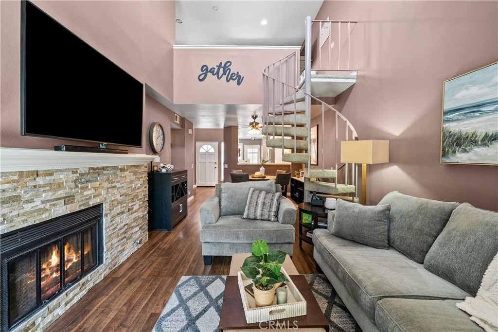 Welcome to this luxurious condo in Arbor Park! This prime location offers walking distance to all the essentials, including Ralphs, Starbucks, Whole Foods, Town Center Mall, and an array of restaurants and shopping options—providing ultimate convenience for everyday living.
This beautifully updated 2-bedroom, 2-bathroom condo also features a versatile loft that can easily serve as a 3rd bedroom or office. Currently used as a bedroom, it includes a Murphy bed for easy transformation to accommodate sleeping or guests.
The showstopper modern kitchen, with white cabinets, quartz countertops, and stainless steel appliances, showcases the true pride and elegant taste of the current homeowner. The open floorplan features beautiful wood flooring and a modern stone-tiled fireplace, creating an inviting and stylish atmosphere throughout the home.
Enjoy three private patios, offering peaceful outdoor spaces to relax, including one off the loft. The condo also boasts upgraded bathrooms and plantation shutters throughout for a polished, contemporary look.
This unit includes a private single-car garage and an additional designated carport space, plus plenty of guest parking right outside the unit. The Arbor Park community is gated and guarded, offering peace of mind, along with access to tennis courts and well-maintained grounds.
Conveniently located near major freeways and just a short walk to everything you need, this home is a true gem. Don't miss out on the chance to experience the vibrant Valencia lifestyle—schedule a showing today!