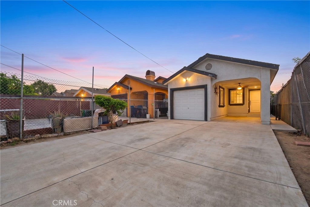 2414 Santa Ana Boulevard S