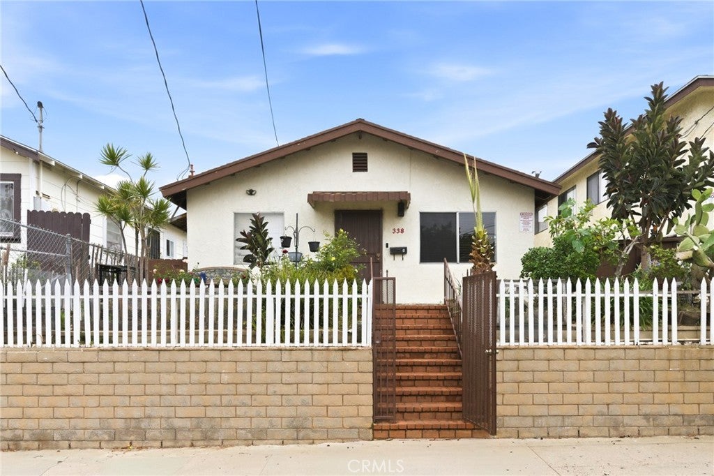 338 W 9th Street