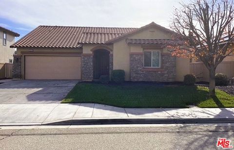 Photo of 3832 W Avenue J11, Lancaster, CA 93536 (MLS # 26634983)