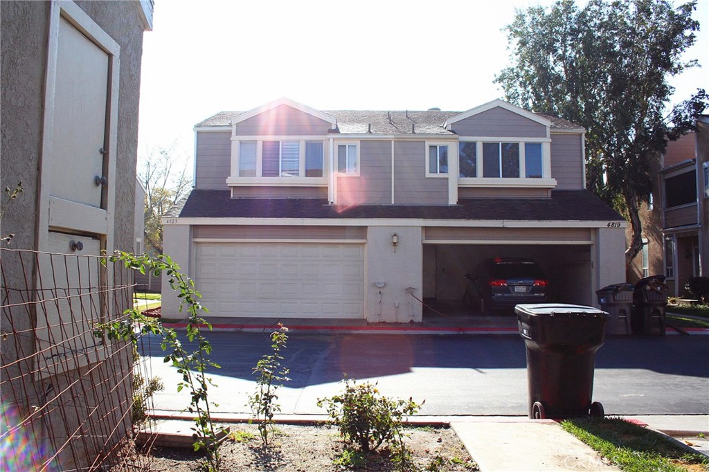 Townhouse located in the private Royal Palm Ranch community. 3 bedrooms and 2.5 bathrooms with laminate floors throughout the home. Master bedroom, bathroom, walk in closet, and private balcony. Home has an backyard and attached 2-car garage. Minutes walking distance to school, Chino Adult schools, supermarket, Restaurants, Park, etc. Community pool and park.