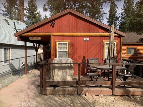 Photo of 1105 W Rainbow Boulevard, Big Bear City, CA 92314 (MLS # IV26016899)