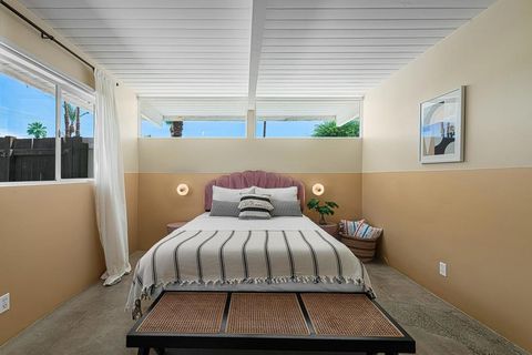 Tiny photo for 633 S Canon Drive, Palm Springs, CA 92264 (MLS # 219134711PS)