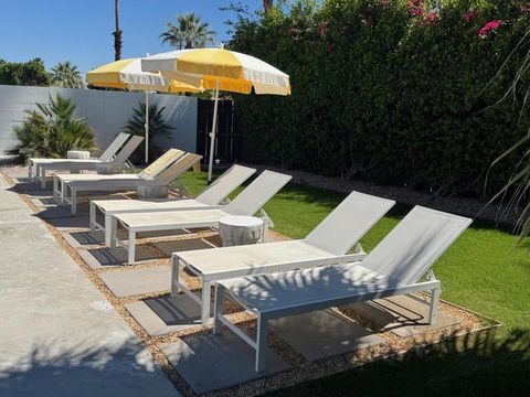 Photo of 633 S Canon Drive, Palm Springs, CA 92264 (MLS # 219134711PS)