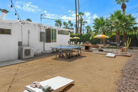 Tiny photo for 633 S Canon Drive, Palm Springs, CA 92264 (MLS # 219134711PS)