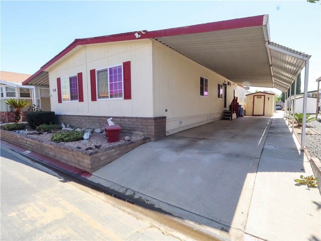 1456 E Philadelphia Drive 65