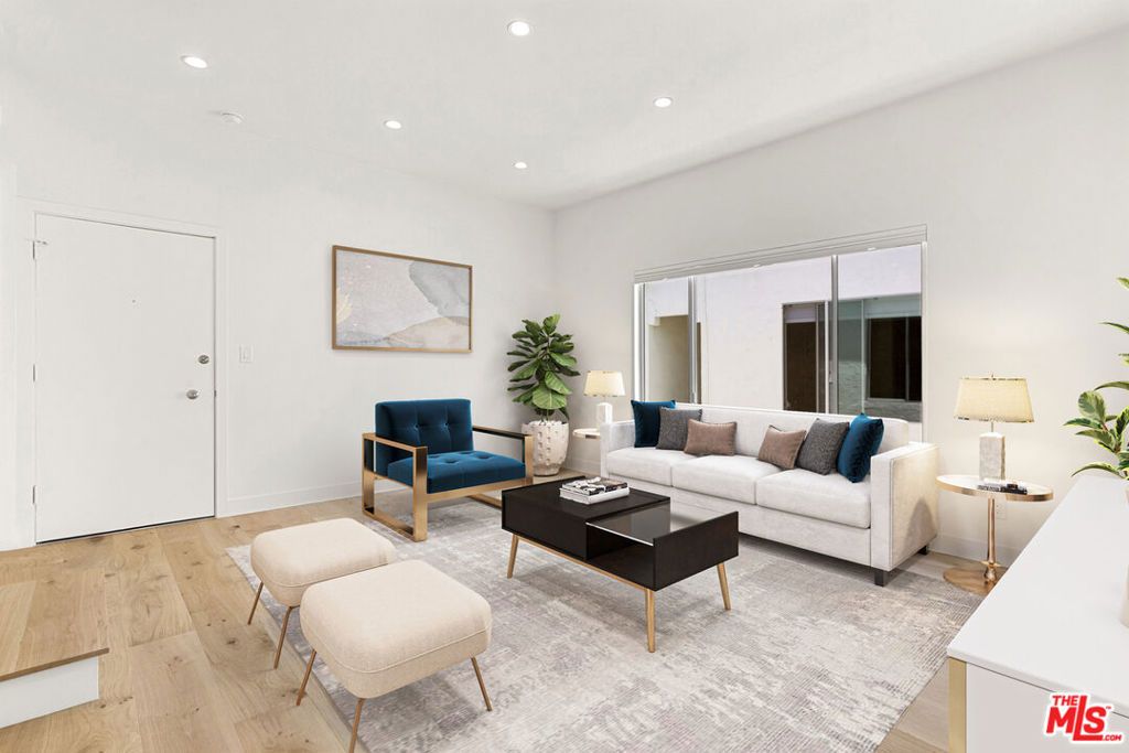 Photo of 837 11th Street #7, Santa Monica, CA 90403 (MLS # 25591271)