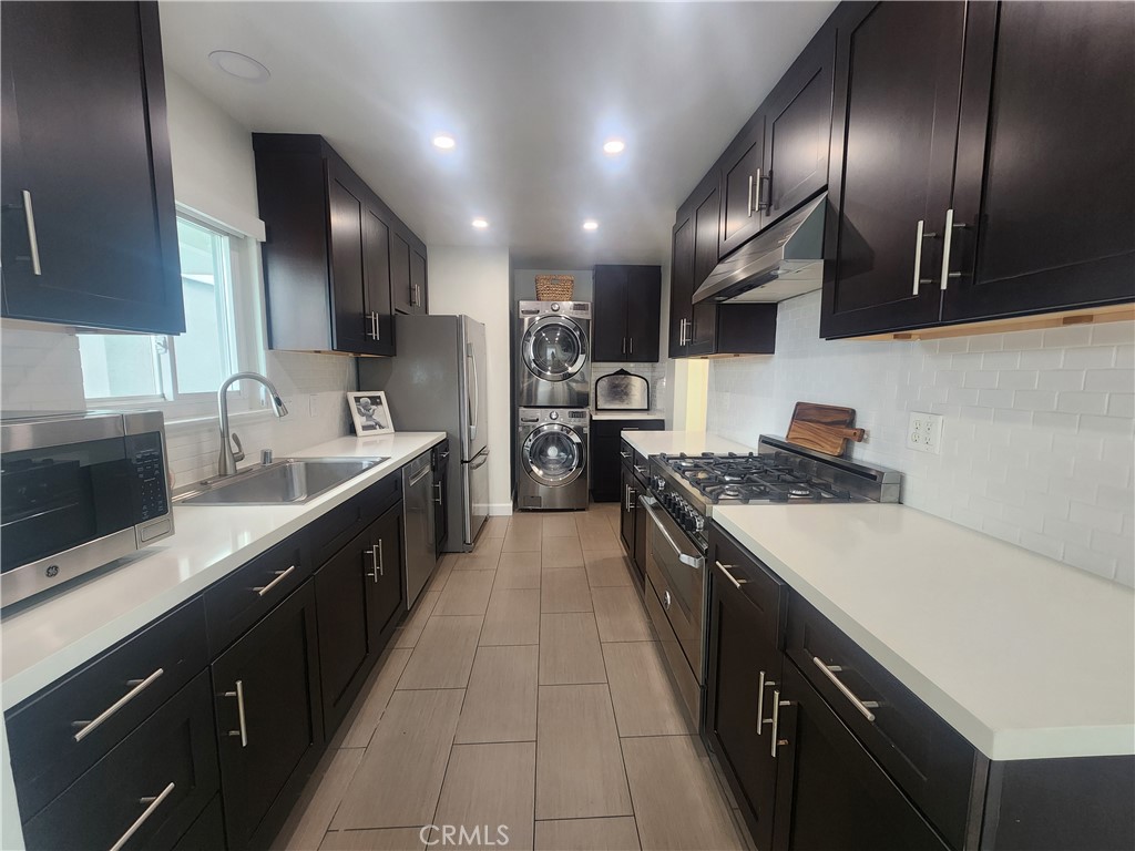 Colony Cove (CC) - Residential Lease