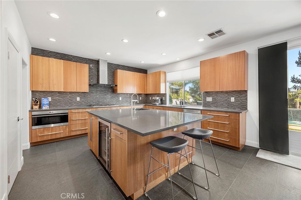 17410 Drake