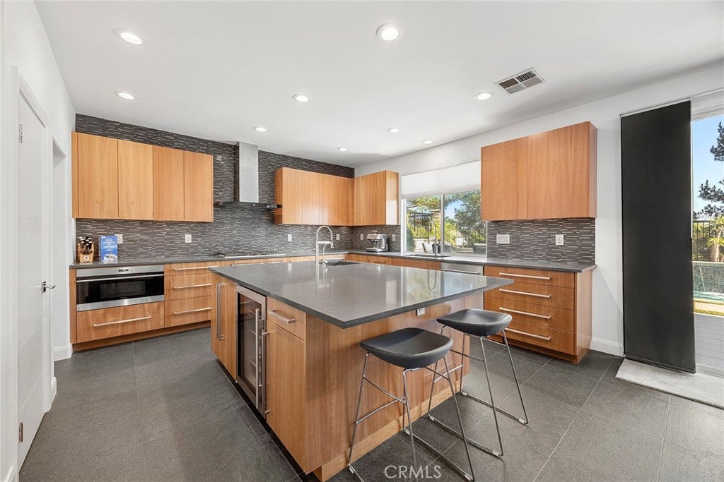 17410 Drake