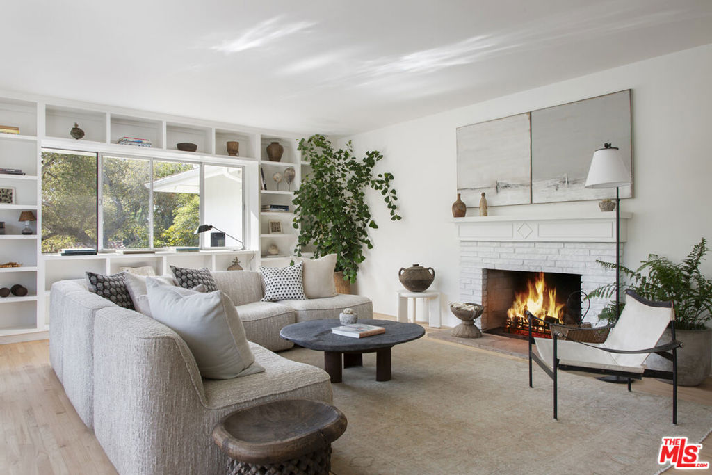 1863 San Leandro Lane