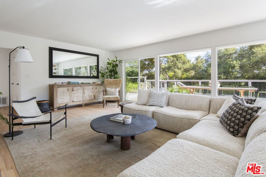 1863 San Leandro Lane