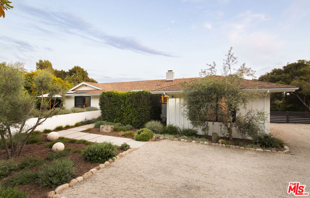 1863 San Leandro Lane