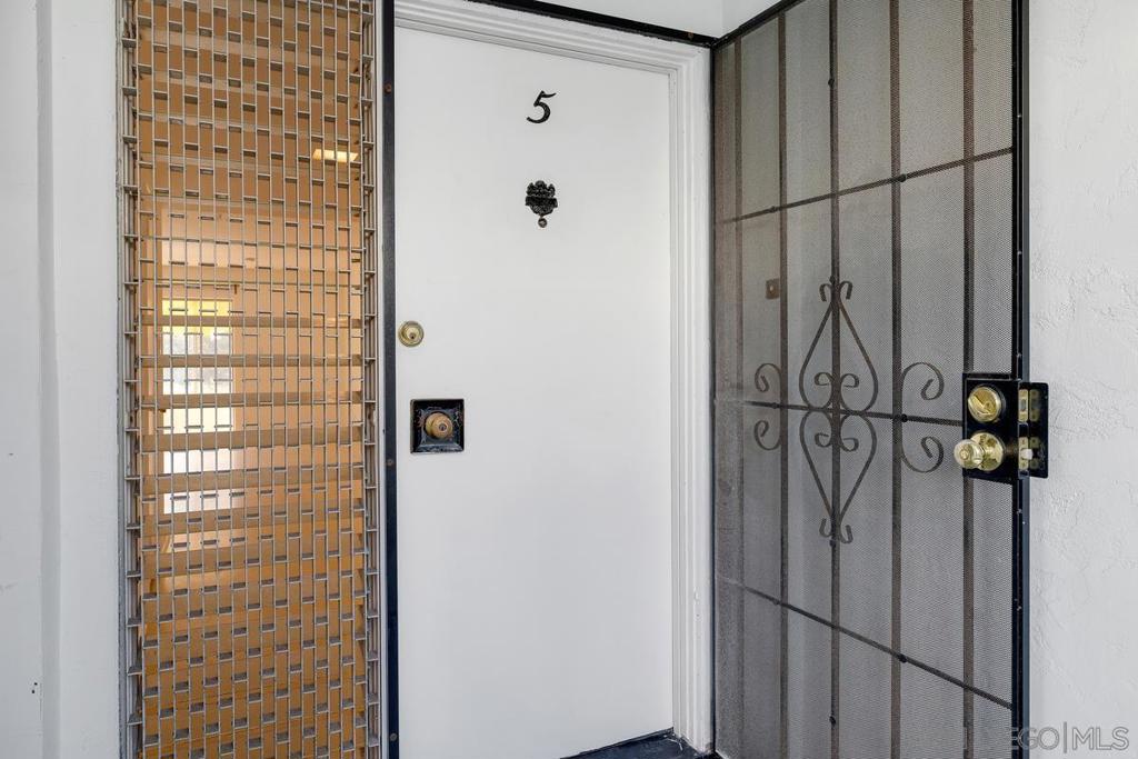 La Jolla - Residential Lease