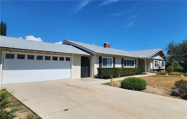 61 W BIRCHCROFT ST, ARCADIA, CA 91007 - Image 2b73584ae052a8769caaddf8a18cf531/452999342