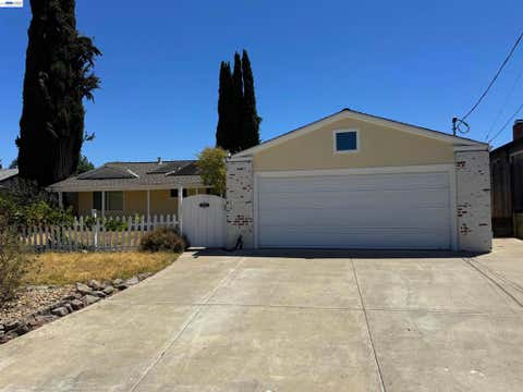 Photo of 1250 Cape Cod Way, Concord, CA 94521 (MLS # 41142822)