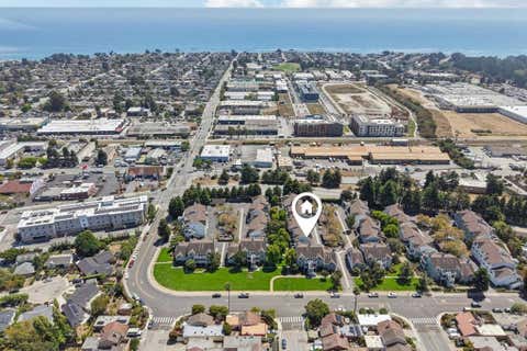 Photo of 41 Grandview Street #907, Santa Cruz, CA 95060 (MLS # ML82057630)