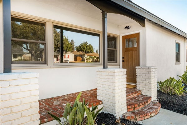 11619 SIMMS AVE, INGLEWOOD, CA 90303 - Image 2b73f0b7f9518fb99e44da8b7373fccf/143901775