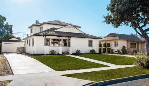 Photo of 11619 Simms AVE, Inglewood, CA 90303 (MLS # SB26159865)