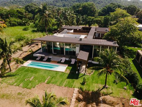 Photo of 800 M Sur De El Restaurante El Barco, El Dorado, NA 99999 (MLS # 26665973)