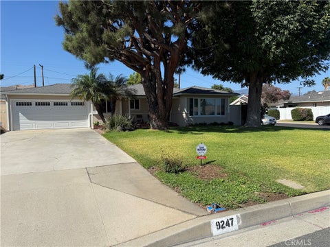 Photo of 9247 Blackley ST, Temple City, CA 91780 (MLS # AR26214556)