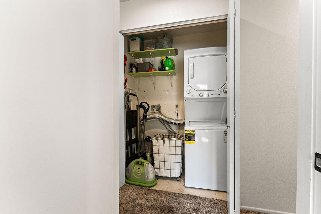 Cathedral Springs - Residential