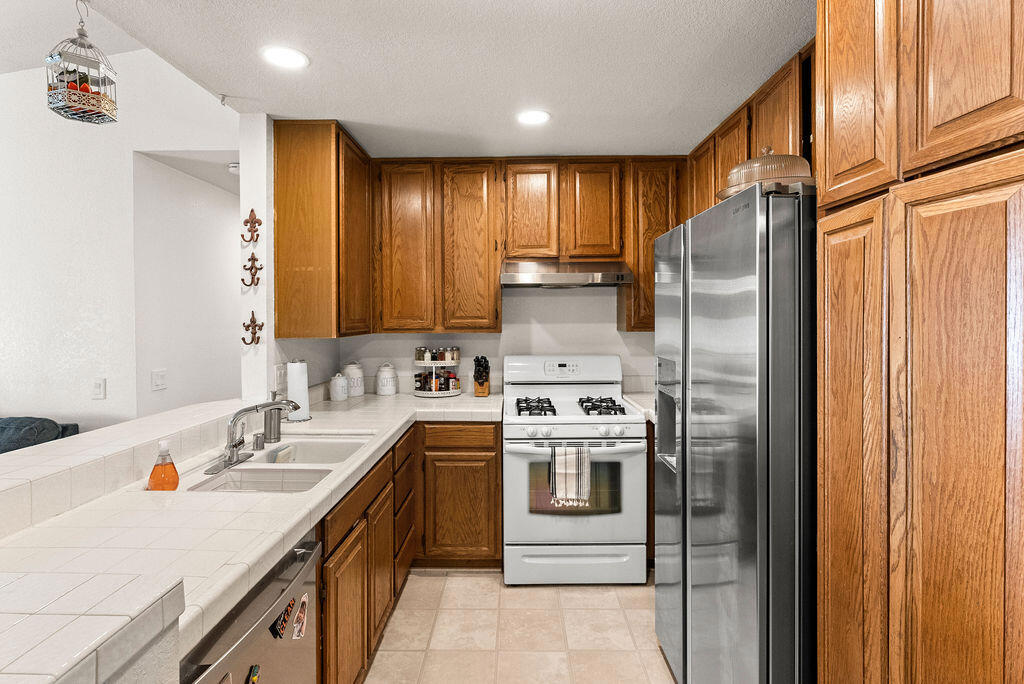 Cathedral Springs - Residential