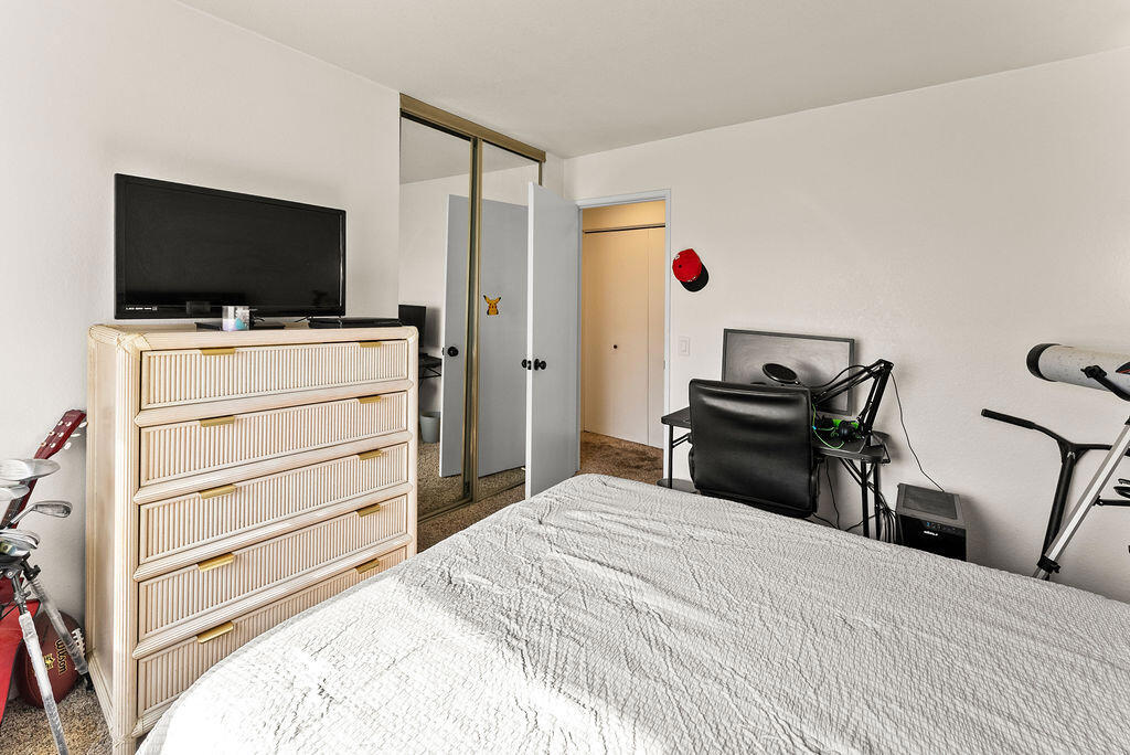 Cathedral Springs - Residential