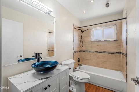 Tiny photo for 243 Pajaro AVE, Ventura, CA 93004 (MLS # V1-38775)