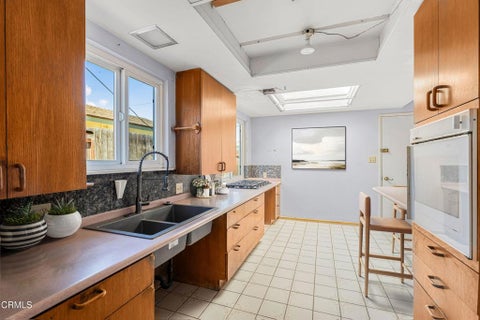 Tiny photo for 243 Pajaro AVE, Ventura, CA 93004 (MLS # V1-38775)