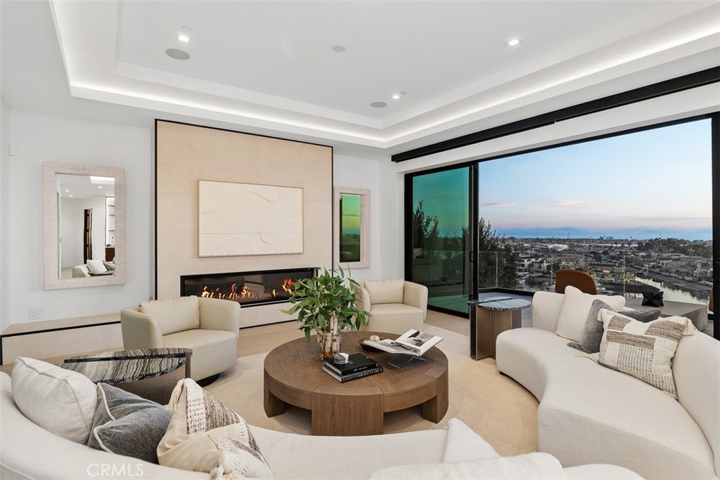 Irvine Terrace (IRVT) - Residential Lease